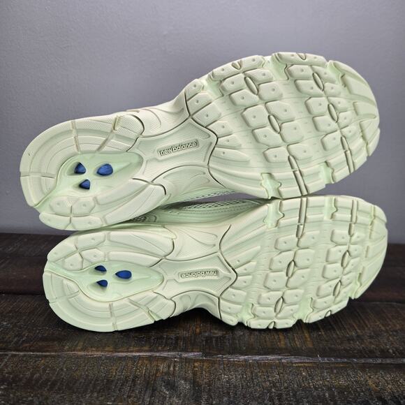 NEW New Balance 530 Womens Size 8.5 D Running Shoes U530TBB Gray Mineral Green - Picture 9 of 12